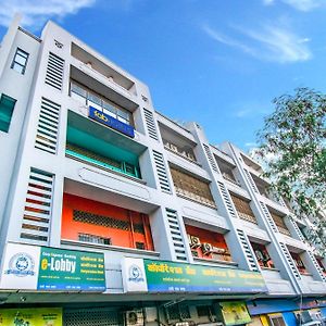 Fabhotel Seven Hills - Nr Mumbai International Airport