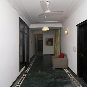 Hotel O Royal Grand Near Chhatrapati Shivaji International Airport